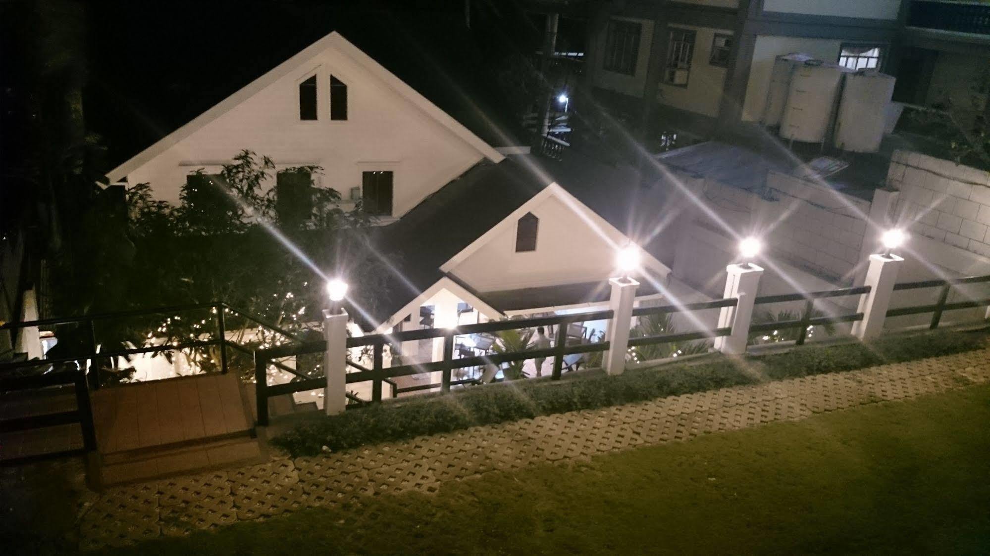 Chateau Beatrice Tagaytay City Exteriér fotografie